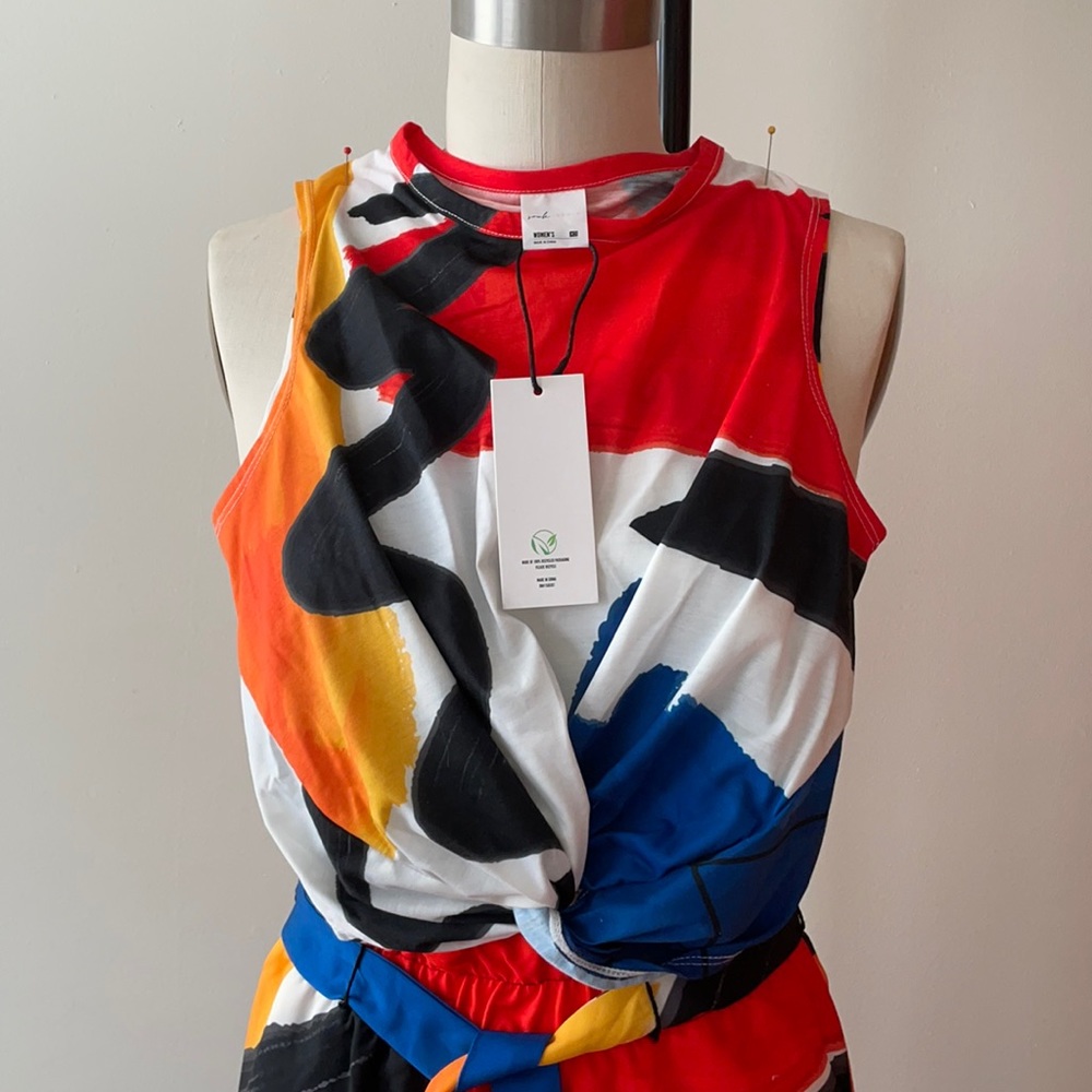 Abstract Sleeveless Crop Top XS